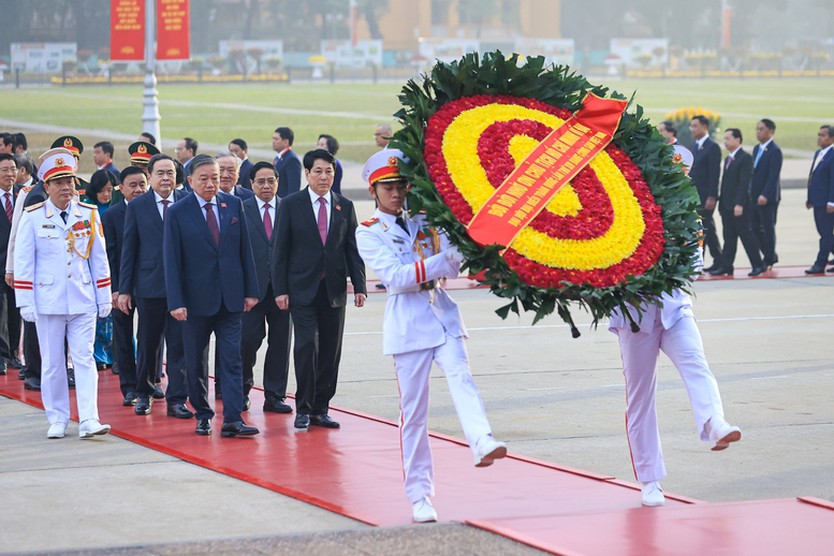 Thời sự trưa HTV 19/1/2026 I EU lên án phương án tránh thuế quan Mỹ liên quan vấn đề Greenland - Ảnh 2.