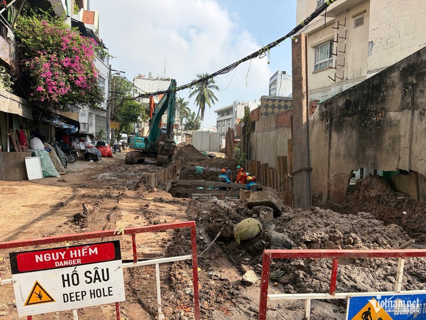 Kênh ô nhiễm ở TP. Hồ Chí Minh sắp 'lột xác' thành đường 4 làn xe - Ảnh 5.
