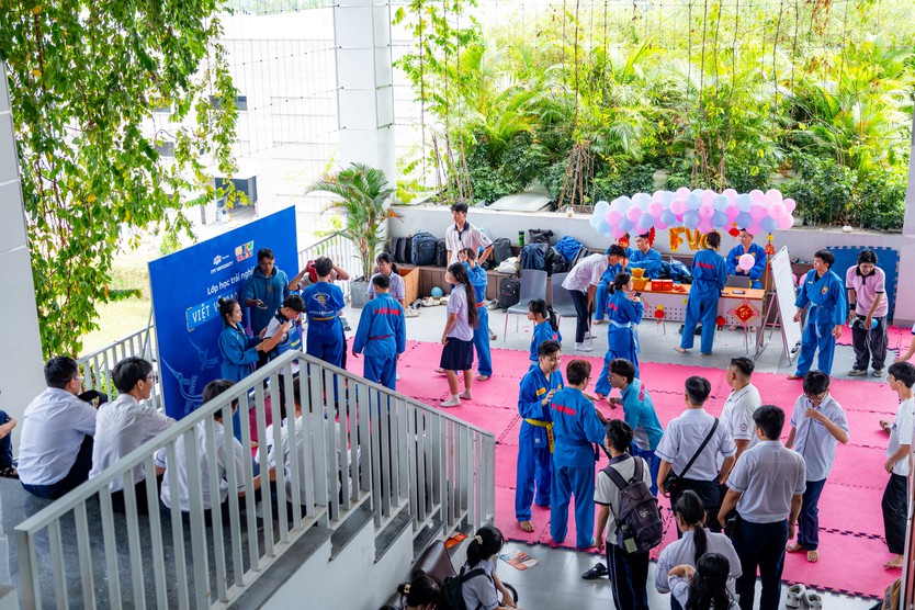 FPTU TP.HCM đẩy mạnh trải nghiệm thực tế: Học sinh "chạm tay vào tương lai" tại Open Day 2025–2026 - Ảnh 26.