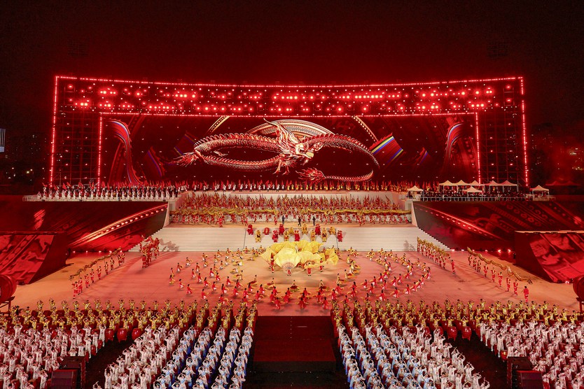 Mãn nhãn 'đại tiệc' pháo hoa mừng thành công Đại hội XIV của Đảng- Ảnh 10.