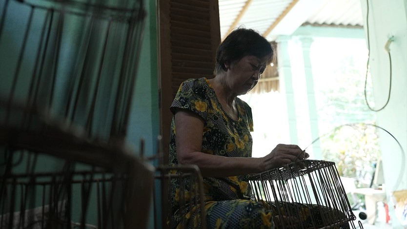 Mái ấm gia đình Việt: Bữa sáng nửa gói mì của cô bé mồ côi - Ảnh 3.