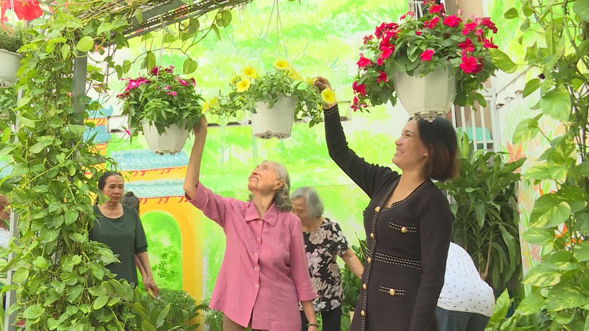 Rực rỡ sắc hoa từ những công trình xanh tại phường Gia Định- Ảnh 6.