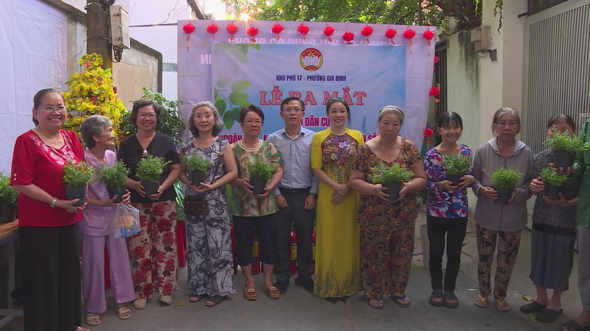Rực rỡ sắc hoa từ những công trình xanh tại phường Gia Định- Ảnh 10.