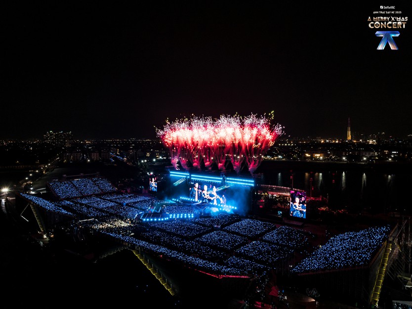 Concert Anh trai “Say hi” 2025 – A White Valentine: Vé Early Bird cháy sạch sau 40 phút - Ảnh 2.