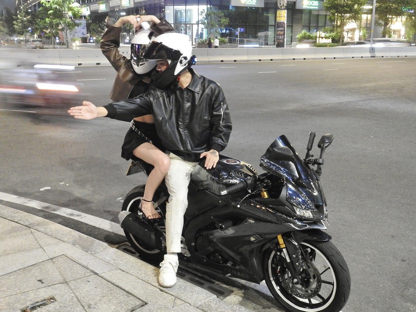 NewZround: Trào lưu “soái ca” Motor và cách người trẻ lan tỏa vẻ đẹp của TP. Hồ Chí Minh - Ảnh 9.