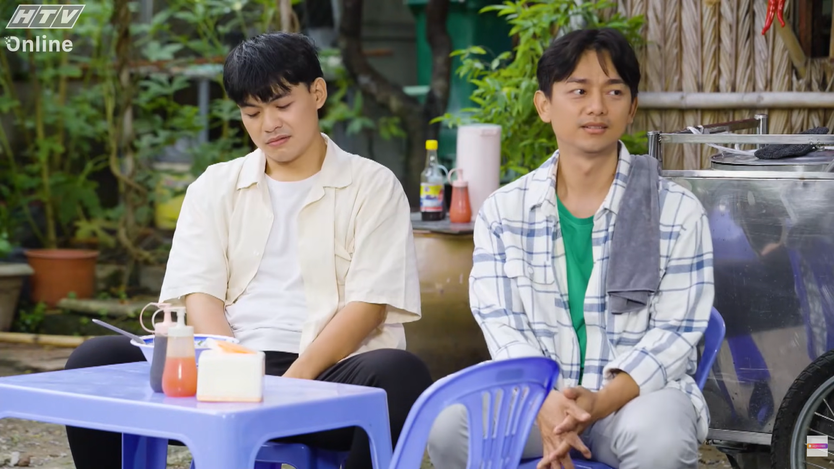 Lẹ không trễ tàu: Không được quay cờ-líp- Ảnh 5.
