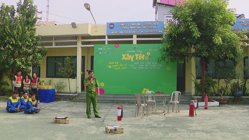 “Xây Tết 2026” tri ân công nhân thoát nước đô thị TP. Hồ Chí Minh - Ảnh 3.