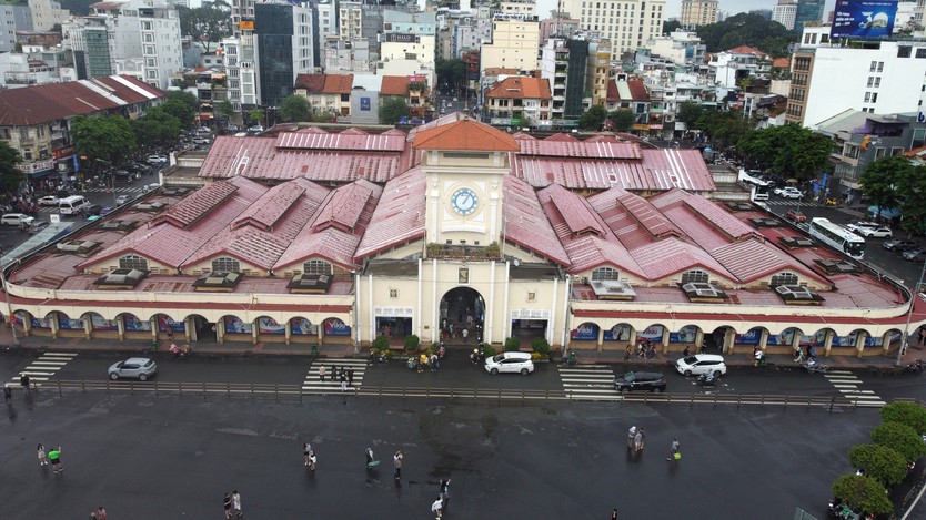 TP. Hồ Chí Minh ủng hộ Khang Điền chỉnh trang chợ Bến Thành, đường Nguyễn Huệ, Đồng Khởi trước Tết- Ảnh 1.