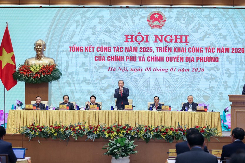 Tổng Bí thư Tô Lâm và các đồng chí lãnh đạo chủ chốt dự Hội nghị toàn quốc Chính phủ và chính quyền địa phương- Ảnh 2.