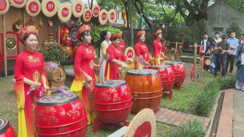 NewZround: Những điều bạn nên biết khi lần đầu nghỉ lễ Ngày văn hoá Việt Nam (24/11) - Ảnh 7.