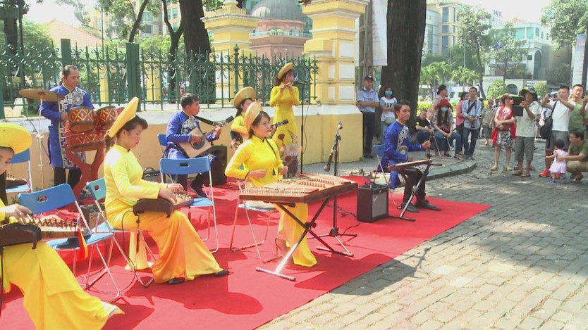 NewZround: Những điều bạn nên biết khi lần đầu nghỉ lễ Ngày Văn hoá Việt Nam (24/11) - Ảnh 4.