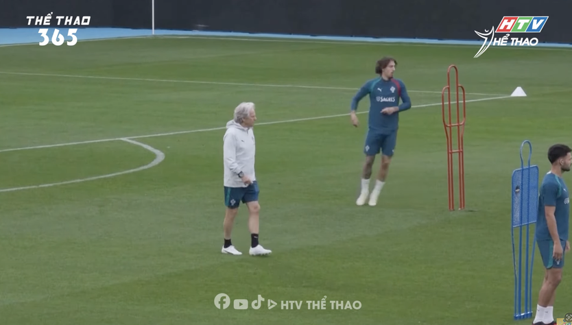 Argentina bắt đầu kỷ nguyên mới không có Lionel Messi - Ảnh 1.