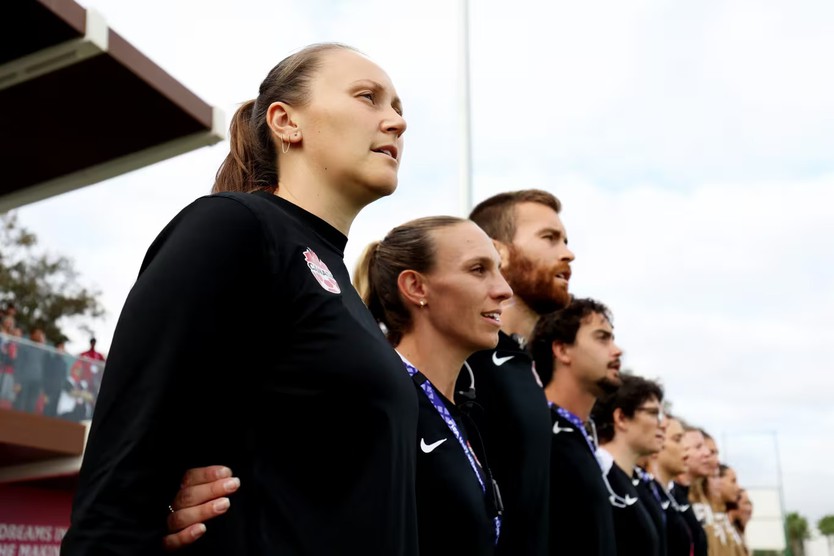 Jen Herst và hành trình trở lại với bóng đá cùng U17 nữ Canada - Ảnh 2.