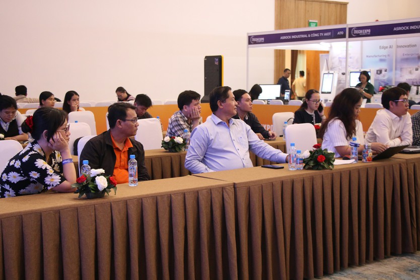 TP. Hồ Chí Minh thúc đẩy hệ sinh thái đổi mới sáng tạo công nghệ cao - Ảnh 3.