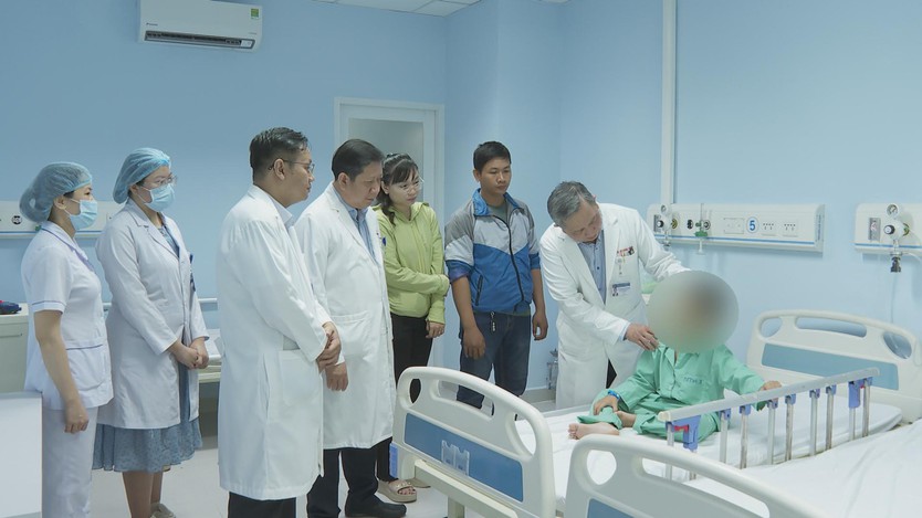 TP. Hồ Chí Minh khai thác hiệu quả trụ sở dôi dư, mở rộng hạ tầng y tế - Ảnh 2.