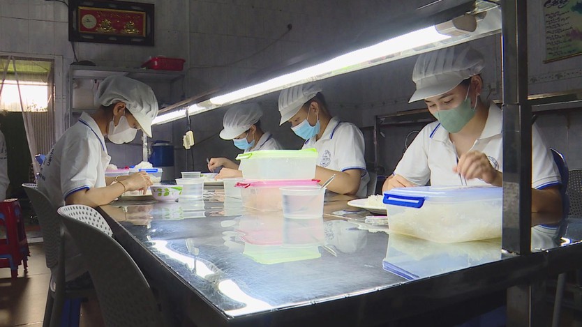 OCOP: NÔNG DÂN ĐỔI CÁCH LÀM, NÂNG TẦM NÔNG SẢN VIỆT  - Ảnh 2.