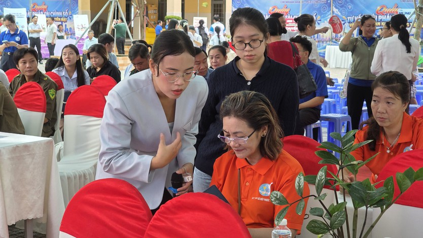 Xã Hiệp Phước tập huấn ứng dụng A.I., nâng cao hiệu quả truyền thông số tại cơ sở - Ảnh 11.