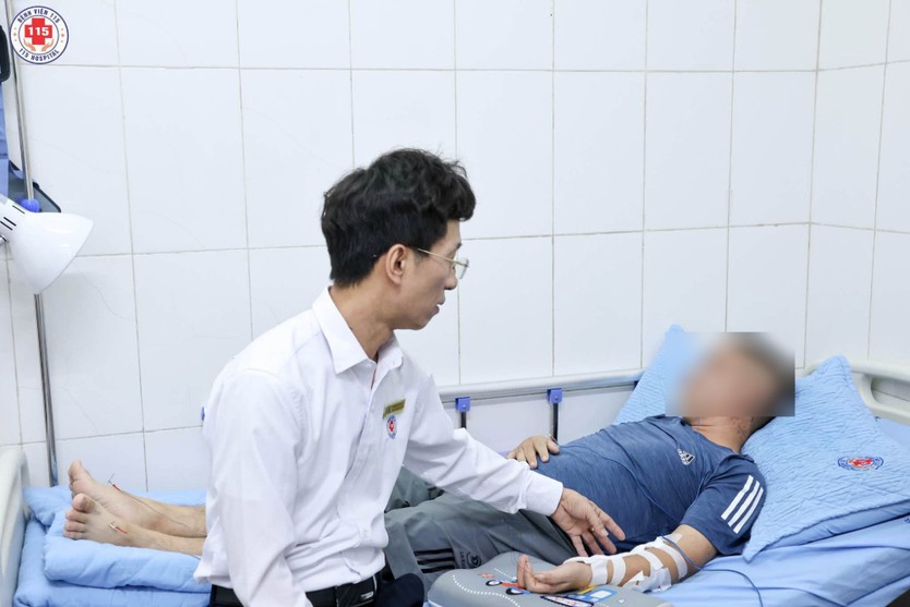 Bệnh viện Đa khoa 115 Nghệ An miễn toàn bộ viện phí cho nạn nhân vụ án mạng ở Đồng Nai - Ảnh 2.