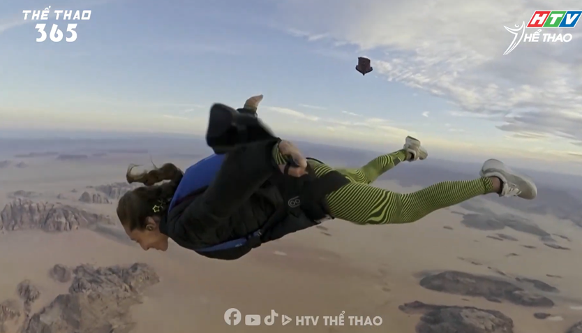 Nhảy dù từ khinh khí cầu giữa sa mạc Wadi Rum- Ảnh 8.