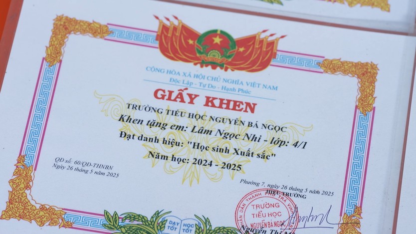 Cô bé mong mua áo mới cho cha | Mái ấm gia đình Việt - Ảnh 7.