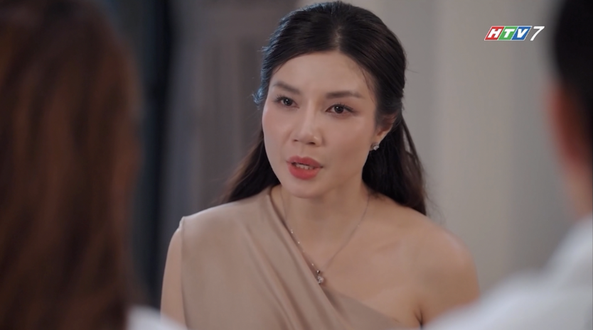 Gia Phúc sợ hãi khi biết bí mật của mẹ | Mặt nạ hoàng kim - Ảnh 18.