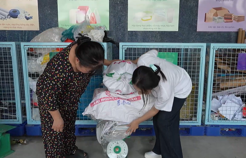 Phân loại rác bằng công nghệ số | Cùng HTV Hành động xanh - Ảnh 14.