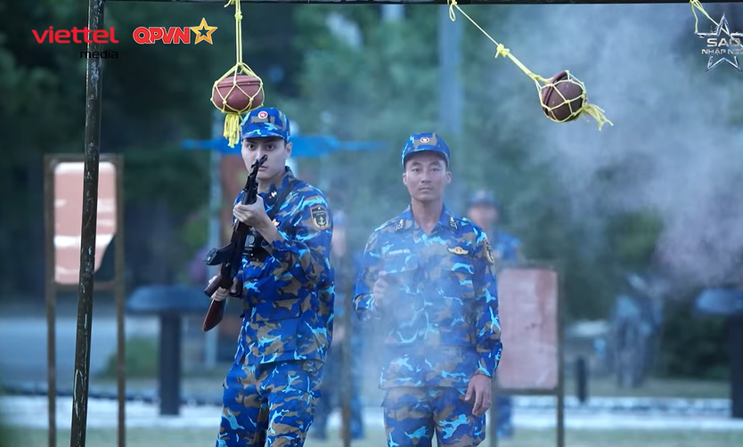 Minh Trang bật khóc, Văn Mai Hương hát “Cầu vồng lấp lánh” | Sao Nhập Ngũ 2026 - Ảnh 9.