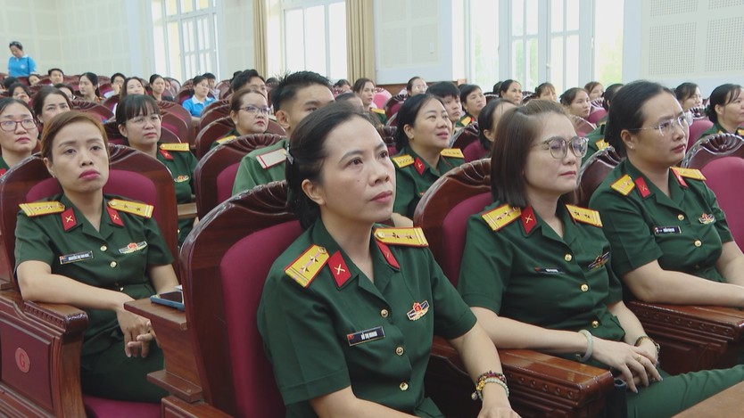 Lan tỏa tinh thần đoàn kết, nghĩa tình của phụ nữ lực lượng vũ trang tại TP. Hồ Chí Minh - Ảnh 2.
