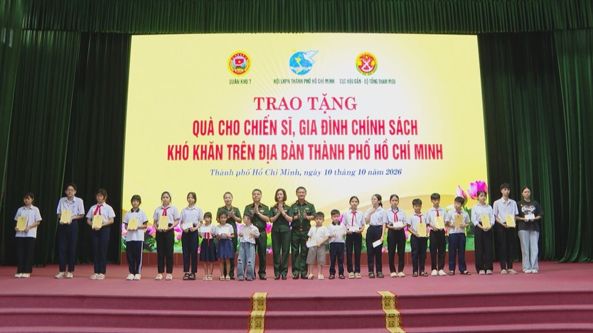 Lan tỏa tinh thần đoàn kết, nghĩa tình của phụ nữ lực lượng vũ trang tại TP. Hồ Chí Minh - Ảnh 3.