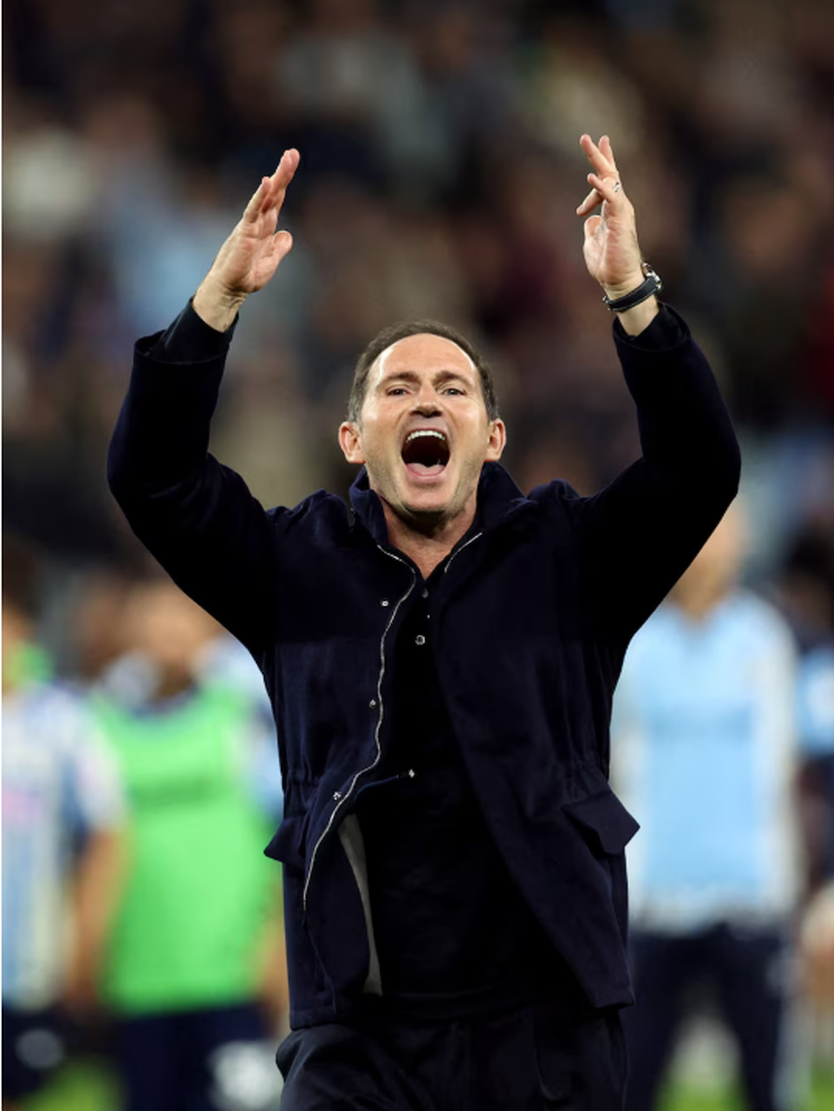 Coventry chính thức chấm dứt 25 năm chờ đợi với chiến thắng 4-1 trước Newcastle - Ảnh 3.