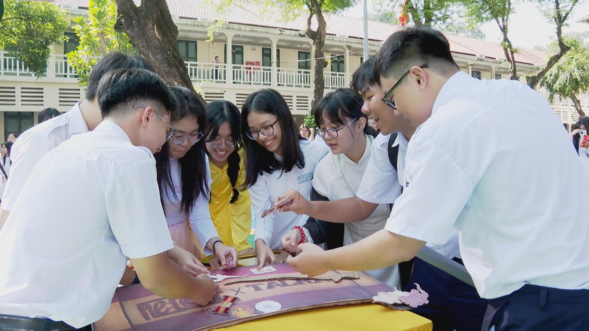 Kết nối di sản bằng góc nhìn hiện đại tại THPT Lê Quý Đôn TP. Hồ Chí Minh - Ảnh 4.