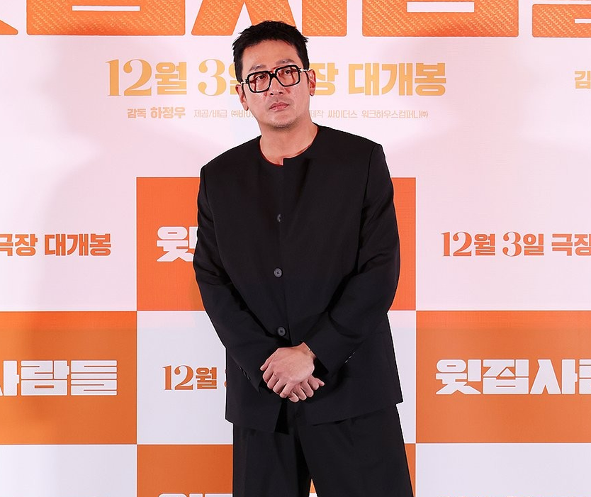 Ha Jung-woo xác nhận kết hôn với bạn gái Cha Jung-won vào tháng 12 - Ảnh 2.