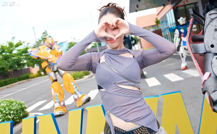 Văn Mai Hương, Tóc Tiên, Lan Ngọc “quậy banh” Running Man 4 - Chạy Ngay Đi - Ảnh 2.