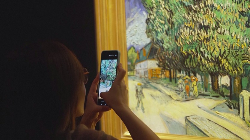 Bức "Cây dẻ nở hoa" của Vincent van Gogh xuất hiện trước công chúng sau hơn 60 năm - Ảnh 1.