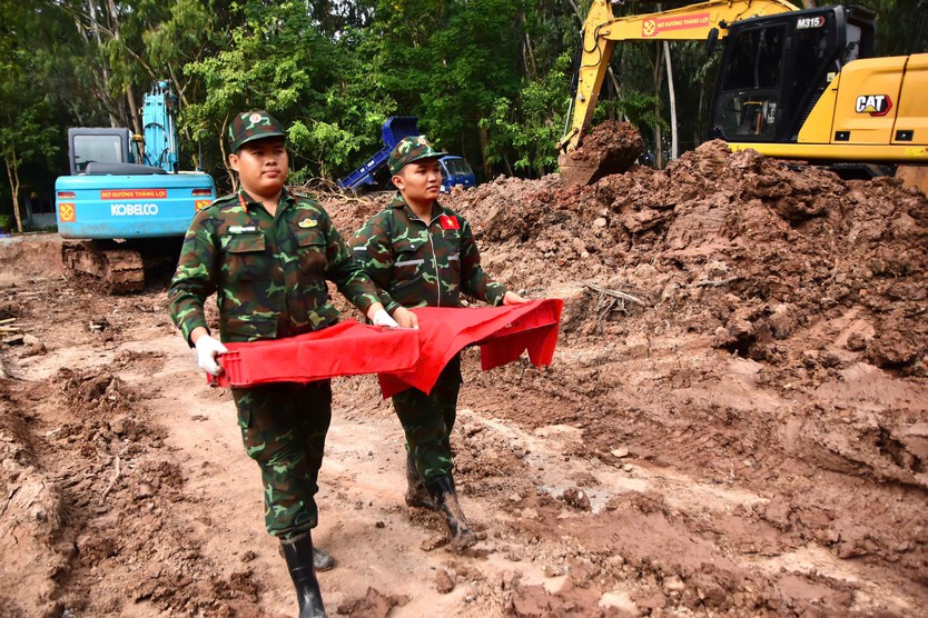 Gửi những người đang miệt mài tìm lại tên Anh- Ảnh 4.