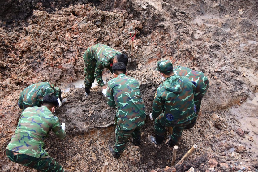 Gửi những người đang miệt mài tìm lại tên Anh- Ảnh 2.