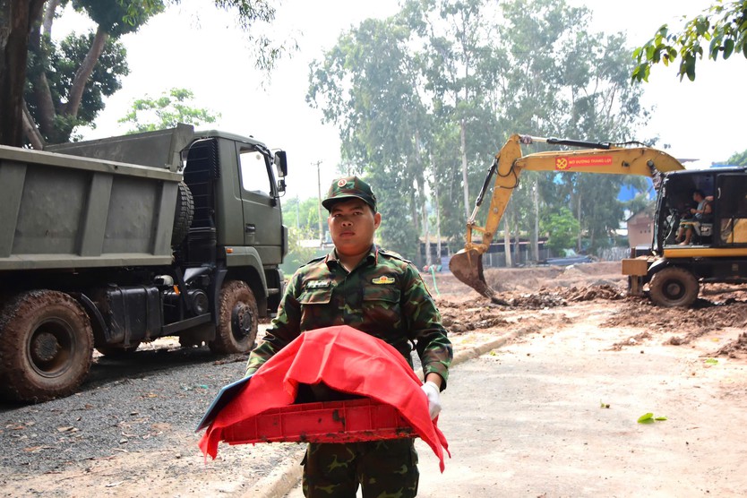 739 hài cốt liệt sĩ được quy tập tại Công viên Lê Thị Riêng - Ảnh 5.