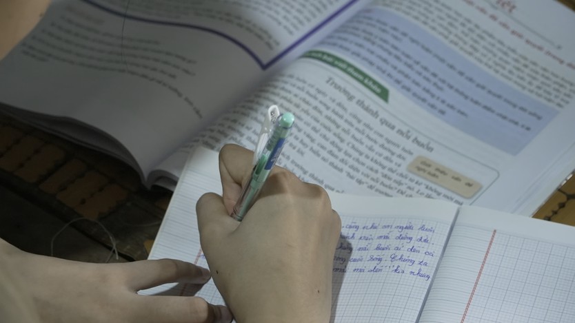 15 tuổi đã là chỗ dựa cho cha | Mái ấm gia đình Việt - Ảnh 7.