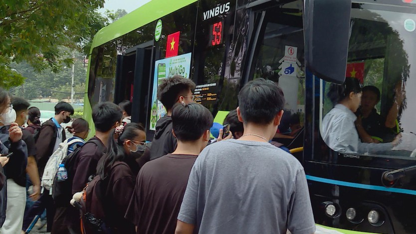 Từ năm 2027, hành khách có thể dùng vé liên thông trên nhiều phương tiện tại TP. Hồ Chí Minh - Ảnh 2.