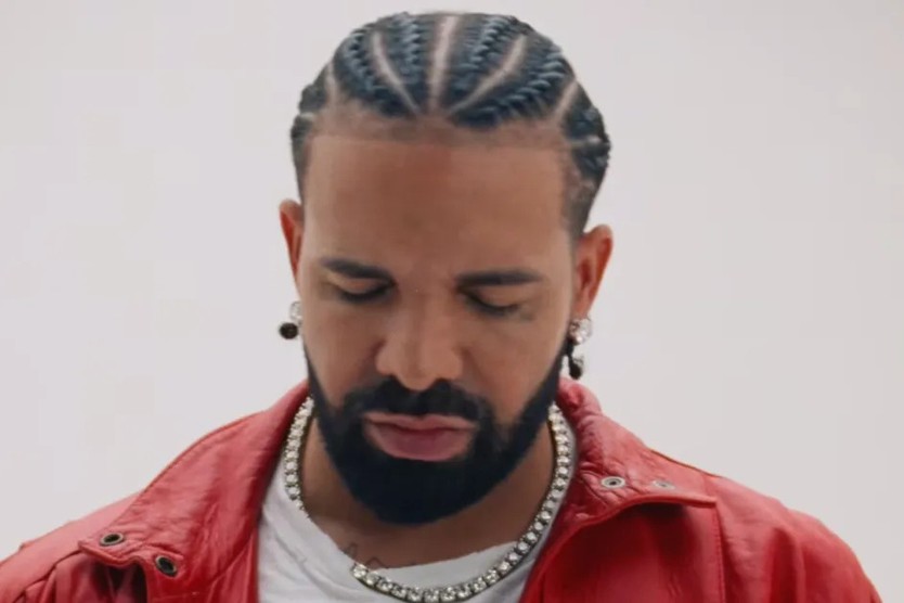 Drake đưa cả 4 ca khúc mới vào top 30 Billboard Hot 100 - Ảnh 1.