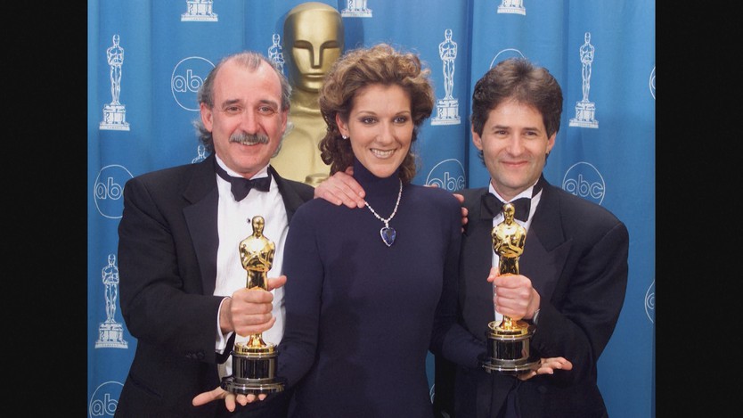 Barbie Céline Dion tái hiện màn trình diễn Oscar 1998- Ảnh 4.