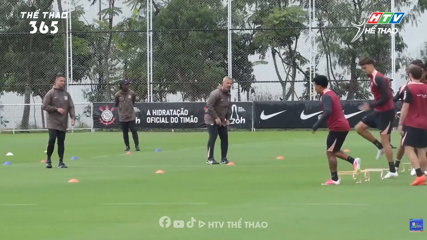Clarence Seedorf trở lại ghế huấn luyện, nhận thử thách tại Corinthians- Ảnh 4.