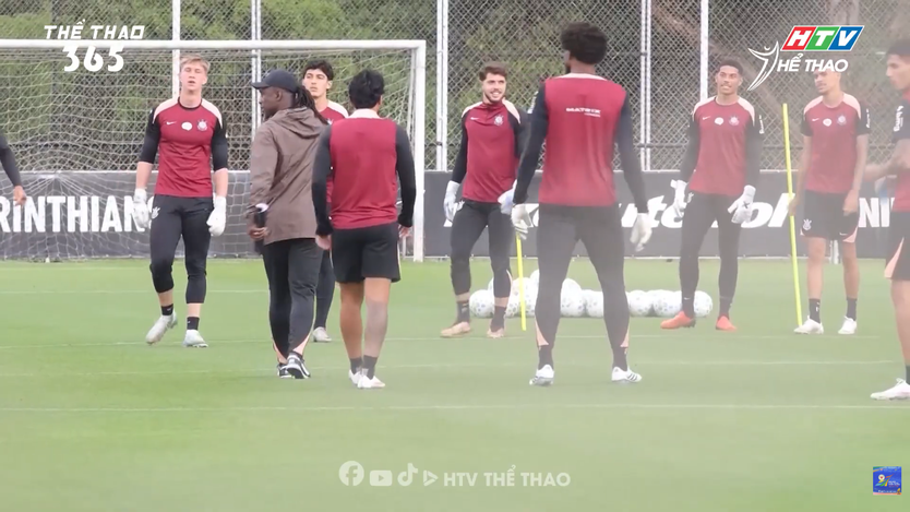Clarence Seedorf trở lại ghế huấn luyện, nhận thử thách tại Corinthians- Ảnh 3.