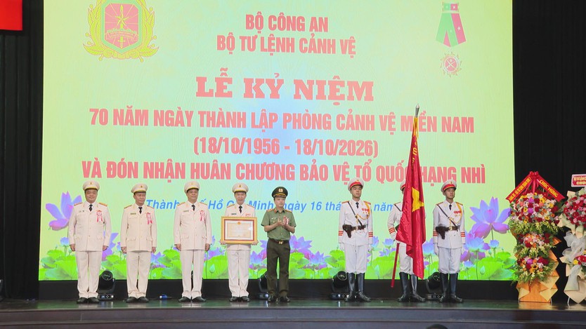 Phòng Cảnh vệ miền Nam đón nhận Huân chương Bảo vệ Tổ quốc hạng Nhì - Ảnh 3.