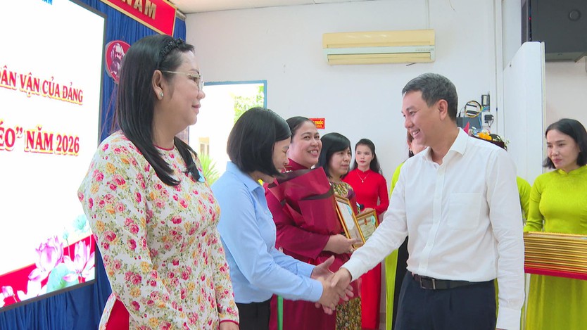 Phường Tăng Nhơn Phú tuyên dương 96 điển hình “Dân vận khéo” năm 2026 - Ảnh 2.