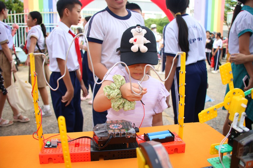 Phường Tăng Nhơn Phú nâng cao kỹ năng ứng dụng A.I. cho Tổ Công nghệ số cộng đồng - Ảnh 13.
