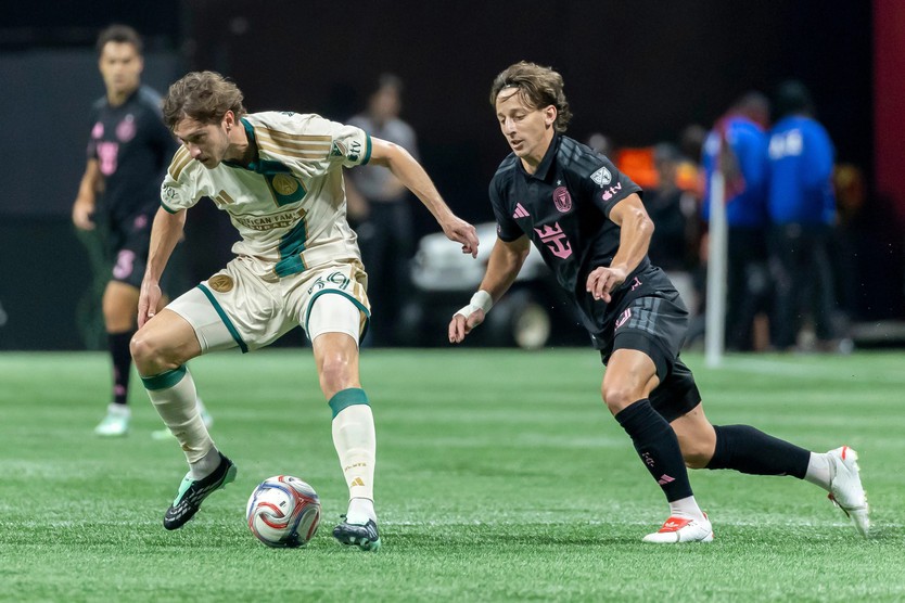 Messi góp dấu giày vào cả 3 bàn thắng, Inter Miami thắng Atlanta United - Ảnh 4.