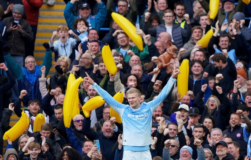 Tổng hợp Ngoại hạng Anh: Man City nối dài mạch thắng, Liverpool ngược dòng - Ảnh 1.