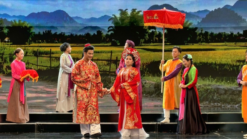 Ngân mãi Chuông vàng: Một tấm vé - Từ màn ảnh đến khán phòng- Ảnh 7.