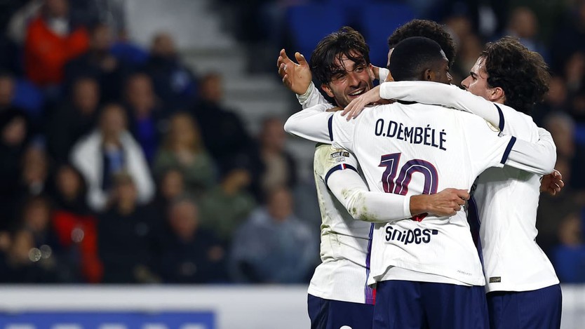 PSG ngược dòng thắng Strasbourg, trở lại ngôi đầu Ligue 1- Ảnh 2.